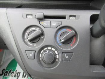 デイズ B 4WD