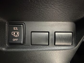 eKクロススペース G　純正ナビ　４WD