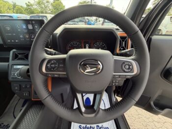 タフト G 純正9インチディスプレイオーディオ・バックカメラ 未使用車 4WD