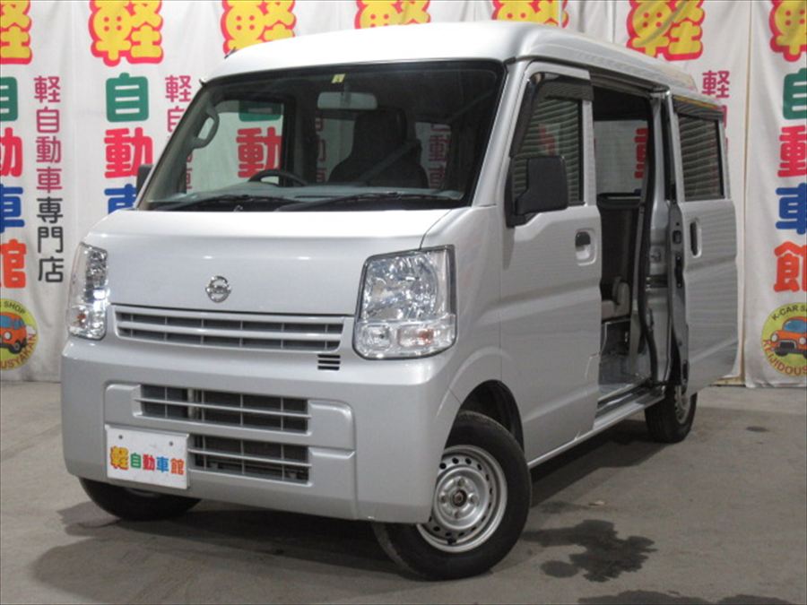 NV100クリッパーバン DX 4WD