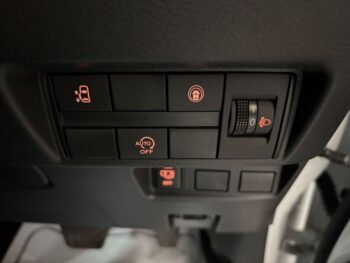 ルークス ハイウェイスターＸ　アラウンドビューモニター 4WD