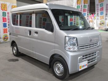 NV100クリッパーバン DX 4WD