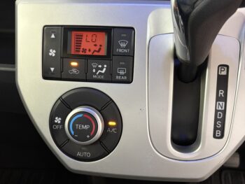 ウェイク Xターボ　ファインセレクションSA　８インチナビ・バックカメラ　４WD　