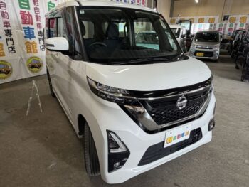 ルークス ハイウェイスターＸ　アラウンドビューモニター 4WD