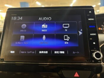 N-BOXカスタム Ｌ・ターボ コーディネートスタイル　純正ナビ　ＴＶ　4WD