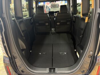 N-BOXカスタム Ｌ・ターボ コーディネートスタイル　純正ナビ　ＴＶ　4WD
