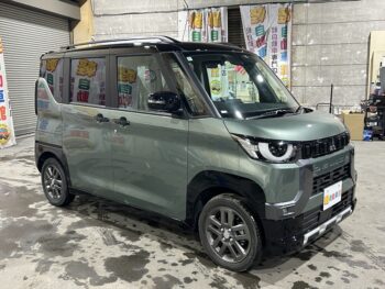 デリカミニ Tプレミアム　ターボ　4WD
