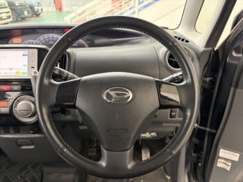 タントカスタム Vセレクションターボ　4WD