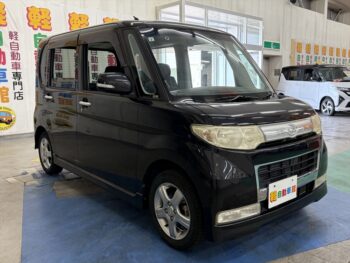 タントカスタム Vセレクションターボ　4WD