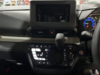 デリカミニ Tプレミアム　ターボ　4WD