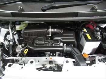 ムーヴ X　未使用車　4WD