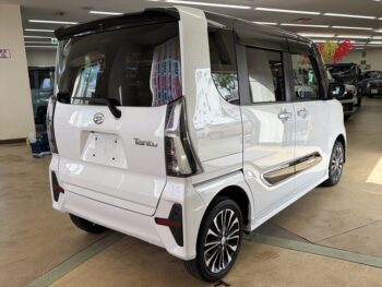 タントカスタム RSターボ　４WD