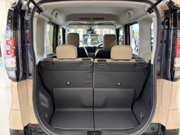 デリカミニ G プレミアム デリマルパッケージ 未使用車 4WD