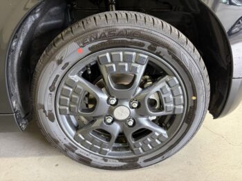 デリカミニ G プレミアム デリマルパッケージ 未使用車 4WD