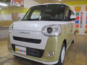 ムーヴキャンバス ストライプスＧターボ　１０インチナビ・パノラマモニター 未使用車 4WD