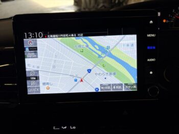 N-BOXカスタム Ｌ　ホンダセンシング　純正８インチナビ・ＴＶ　後期型 4WD