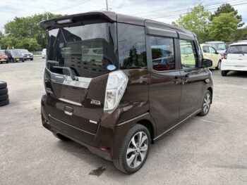 デイズルークス ハイウェイスター ターボ ナビ・TV・アラウンドビューモニター 4WD