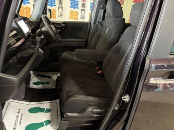 N-BOXカスタム Ｌ　ホンダセンシング　純正８インチナビ・ＴＶ　後期型 4WD