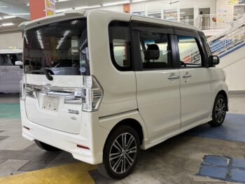 タントカスタム RS　ターボ　トップエディションSAⅡ　純正ナビ・TV　4WD