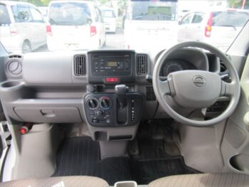 NV100クリッパーバン DX GL セーフティパッケージ 4WD