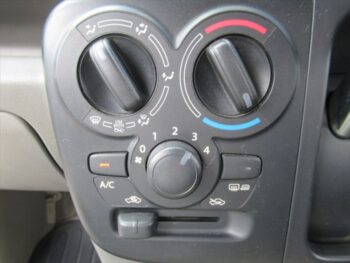 NV100クリッパーバン DX GL セーフティパッケージ 4WD