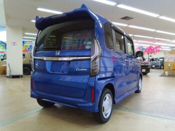 N-BOXカスタム G・Lホンダセンシング 4WD