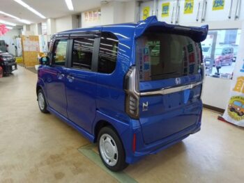 N-BOXカスタム G・Lホンダセンシング 4WD