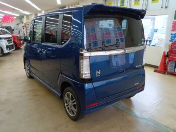 N-BOXカスタム G Lパッケージ 4WD