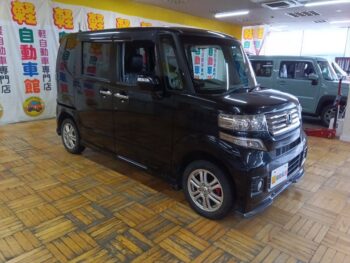 N-BOXカスタム Ｇ・Ｌパッケージ 4WD