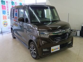 N-BOXカスタム G Lホンダセンシング　4WD