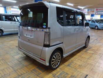 N-BOXカスタム Ｇ・ターボＬパッケージ 4WD