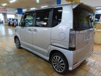 N-BOXカスタム Ｇ・ターボＬパッケージ 4WD