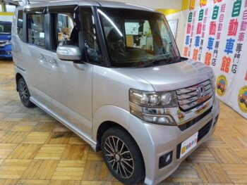 N-BOX+カスタム Ｇ　車いす仕様車 スローパー 福祉車両 4WD