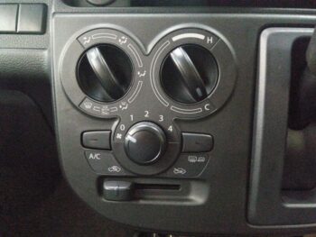アルト L ２型 スズキセーフティサポート 未使用車 4WD