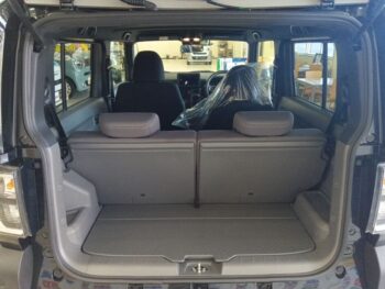 タフト Gターボ ダーククロムベンチャー 未使用車 4WD