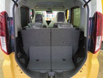 スペーシア ハイブリッドX 未使用車 4WD