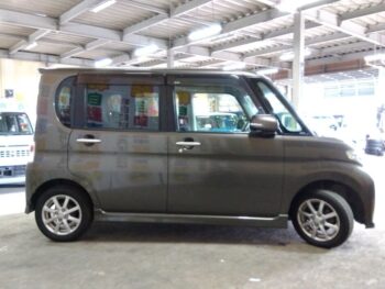 タントカスタム カスタムＸ 4WD