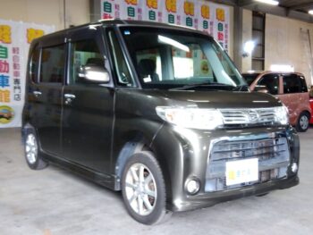 タントカスタム カスタムＸ 4WD