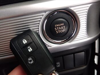 スペーシアカスタム ハイブリッド　GS　4WD