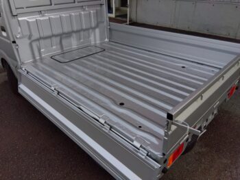 キャリイトラック ＫＣ エアコン・パワステ スズキセーフティサポート非装着車 未使用車 4WD