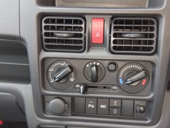 キャリイトラック ＫＣ エアコン・パワステ スズキセーフティサポート非装着車 未使用車 4WD