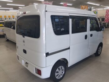 NV100クリッパーバン GX　4WD