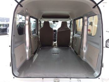 エブリイバン ＰＡリミテッド 4WD 未使用車