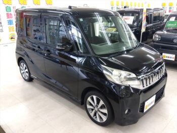 eKスペースカスタム T　ターボ　e-アシスト　4WD