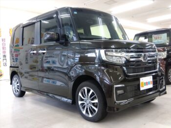 N-BOXカスタム L　後期型　4WD