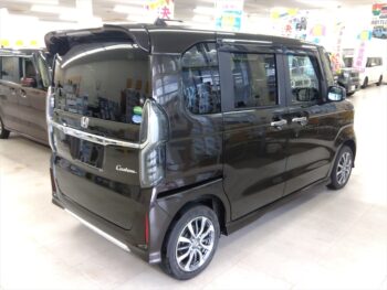 N-BOXカスタム L　後期型　4WD