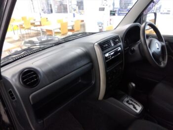 ジムニー 特別仕様車 ランドベンチャー　4WD