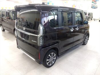 N-BOXカスタム L　後期型　4WD