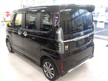 N-BOXカスタム L　後期型　4WD