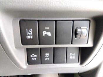 エブリイバン 特別仕様車 PAリミテッドセーフティサポート装着車　4WD